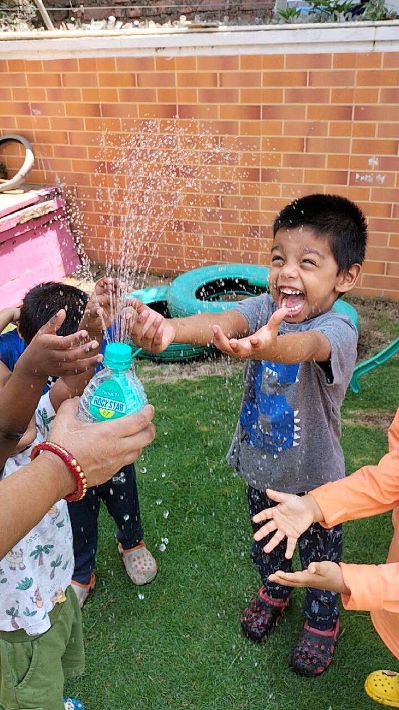 Outdoor play at The Platos campus